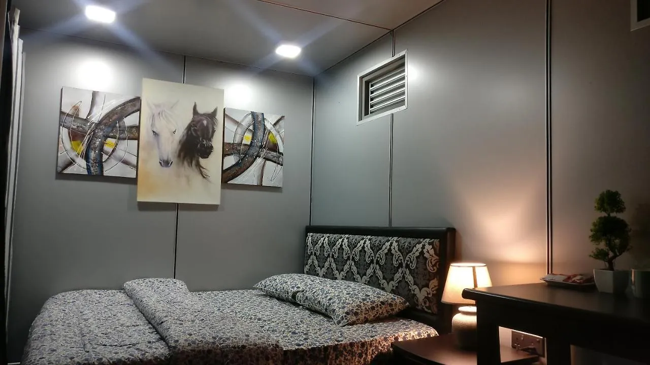 Container Edge Nuwara Eliya Hotel